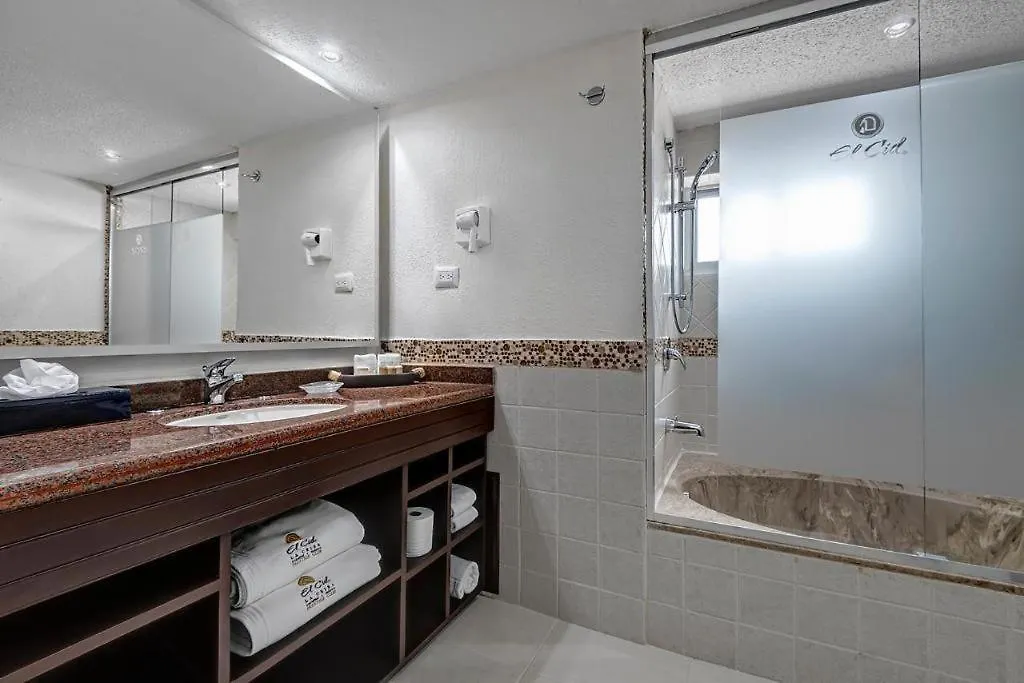 קוזומל El Cid La Ceiba Hotel