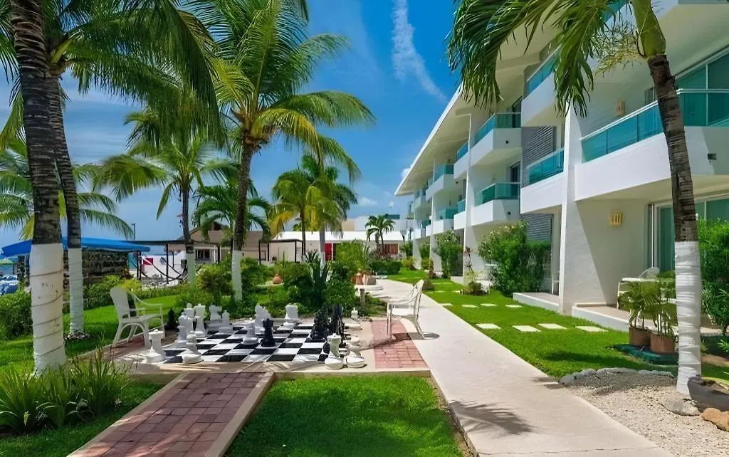 ***  El Cid La Ceiba Hotel Cozumel Mexico